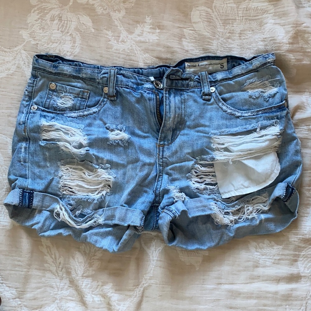 Ripped Jean shorts
